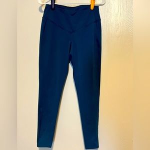 The North Face base layer leggings SZ M